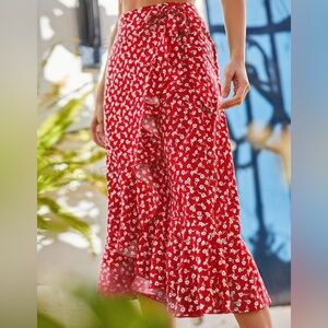 SHEIN Frenchy Ditsy Floral Print Ruffle Trim Knot Side Skirt